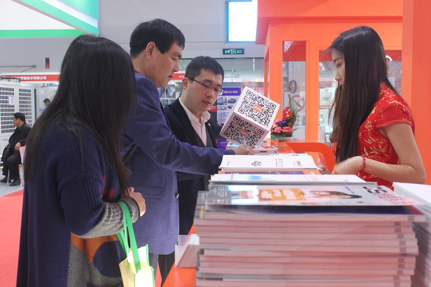 空气能地暖100平米